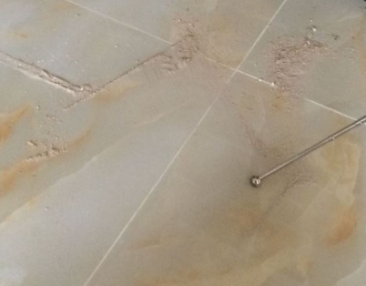 湾里瓷砖空鼓维修公司分享粘合剂选择不当在瓷砖铺贴过程中可能导致以下问题